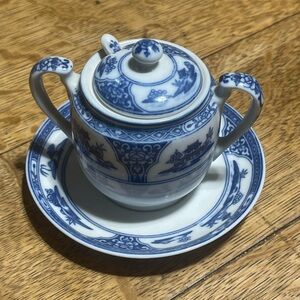 Vintage mustard dish